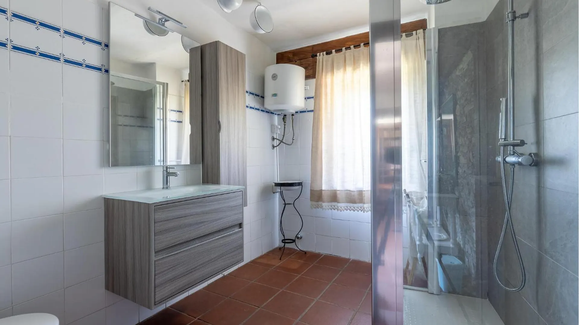 Apartamento Casa Di Ettore Comano  Italia