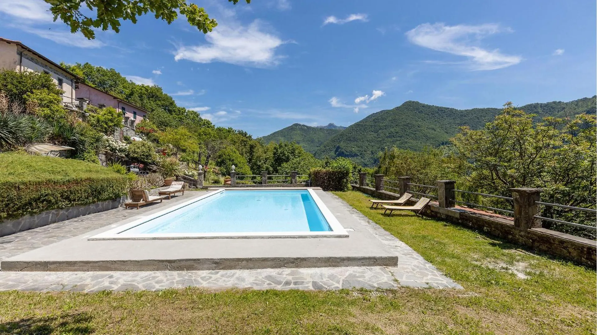 Casa Di Ettore Comano  Comano (Tuscany)